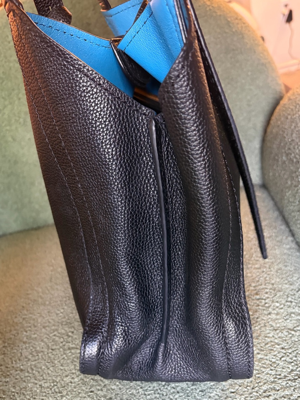 Marc Jacobs Leather Tote The Director Black Leather With Blue Lining Large EUC - Picture 14 of 16